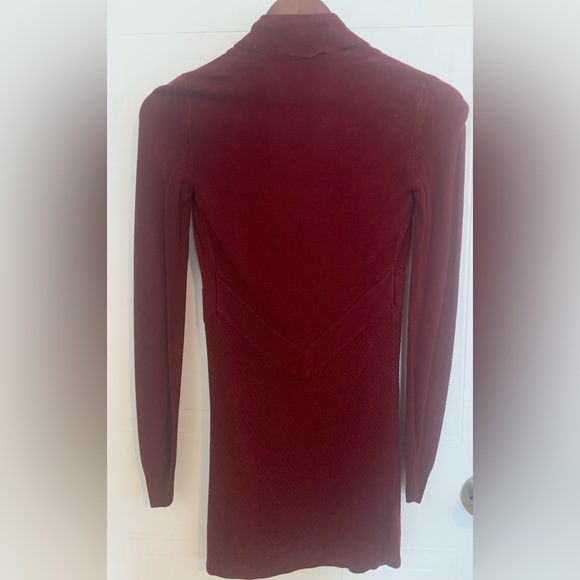 LE CHATEAU Cardigan - Picture 2 of 2